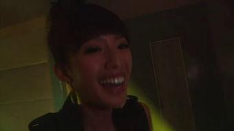 八卦神探朱晨丽吻戏,激情四溢的神秘邂逅