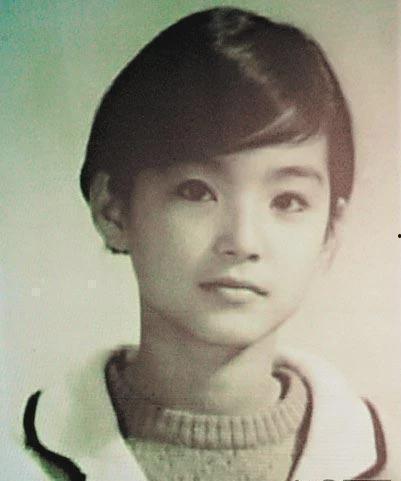 明星小时候的照片,揭秘明星小时候的可爱瞬间